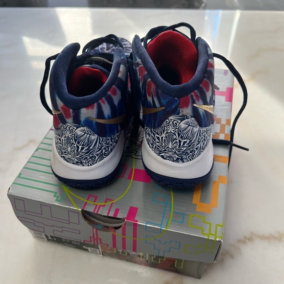 Collectable shoes for boys kyrie Nike - Picture 5 of 7